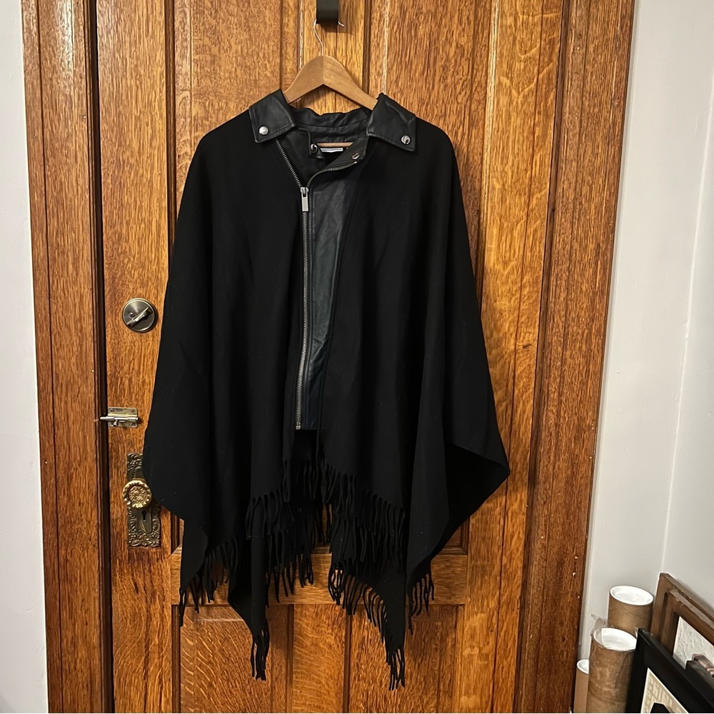 New York & Company Black Fringe Poncho Faux Leather Moto Zip Wrap M/L 3361 - Picture 2 of 11